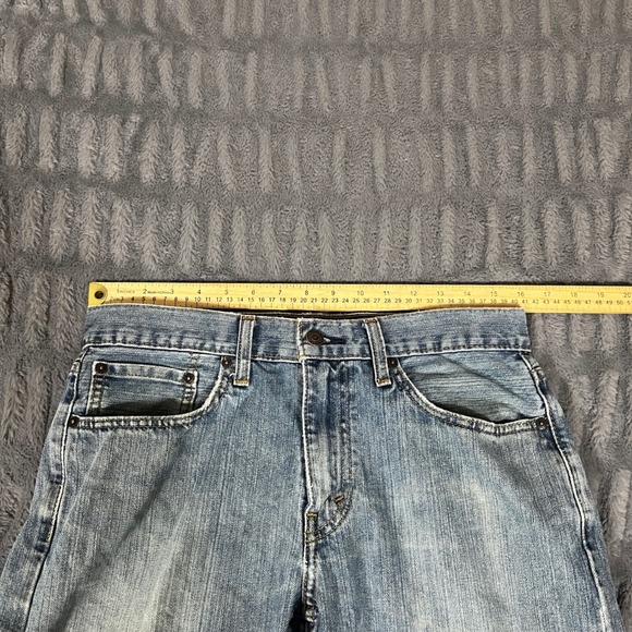 Levis 559 Relaxed Straight Jeans Mens 31x32 Light Wash Blue Denim Distressed - Picture 8 of 12